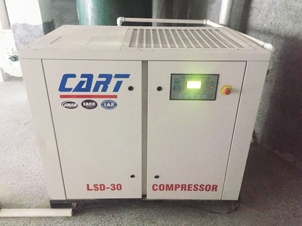 ����ĳˮ���S�Ŀ����ؿՉ��C���ڹ���